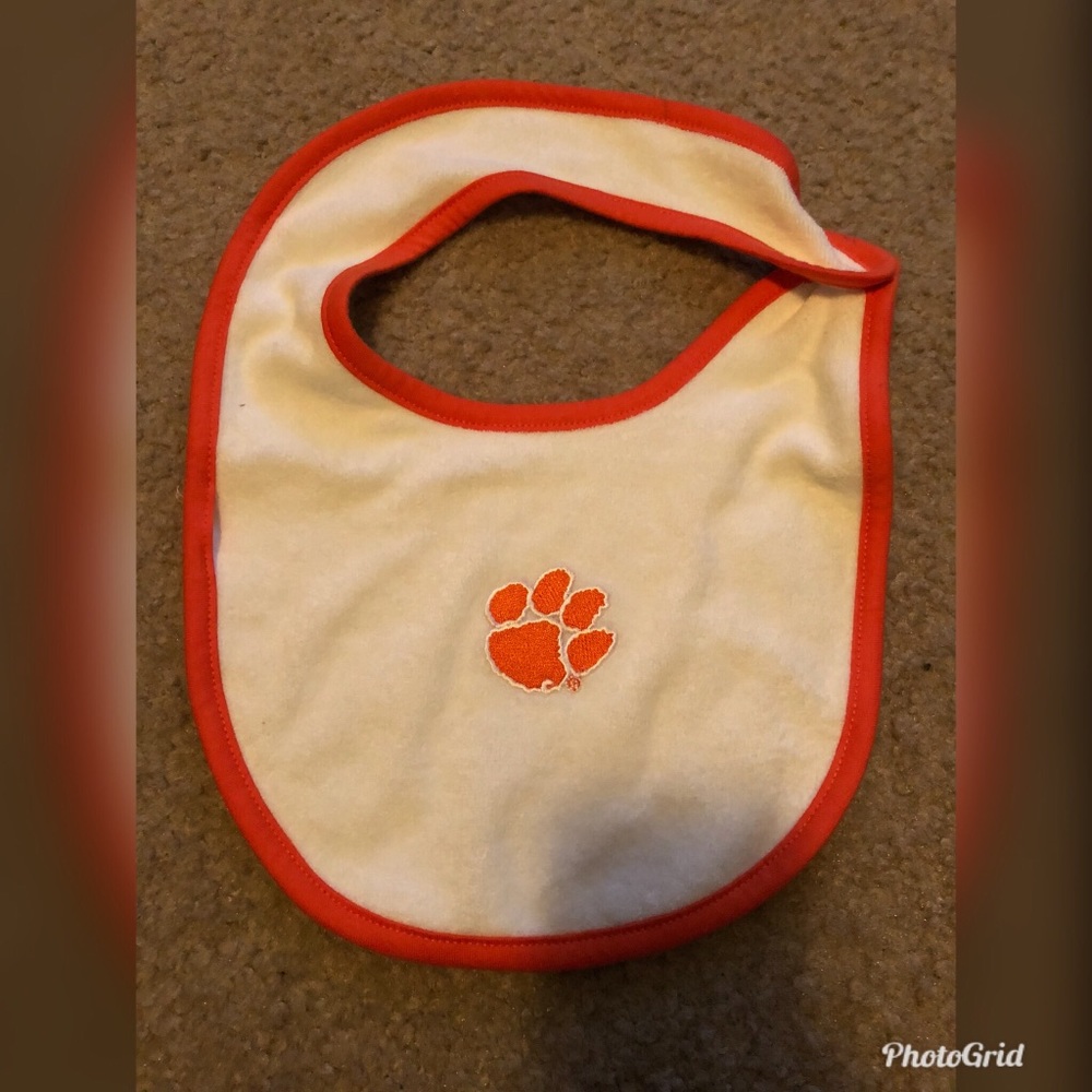 Clemson Tigers Bib